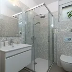 Flora Apartment