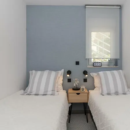 Flora Apartment