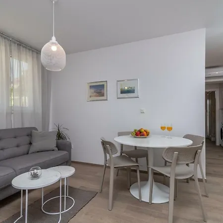 Lejlighed Flora Trogir