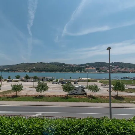 Flora Lejlighed Trogir
